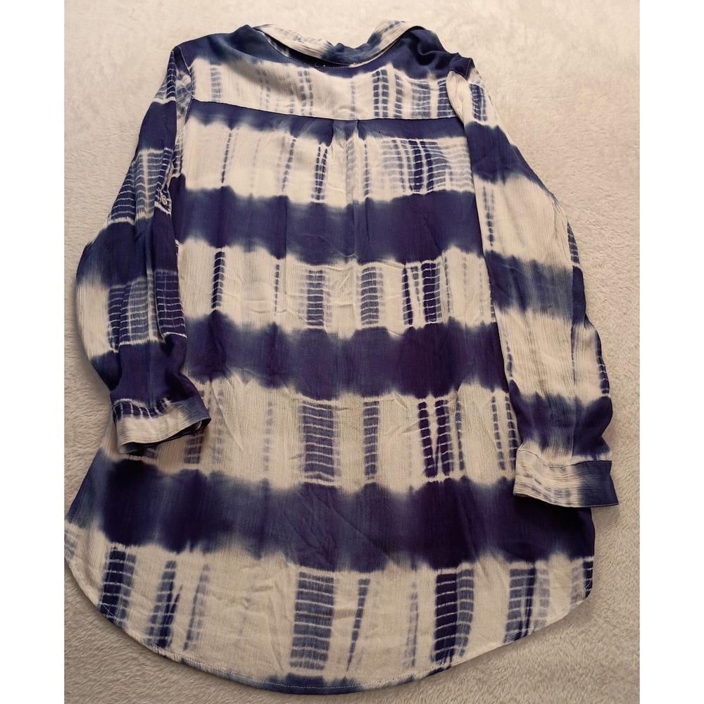 Entro Button Down Women's Tie Dye Hi-Low Hem Shirt Large Blue White Casual Top - Picture 2 of 13
